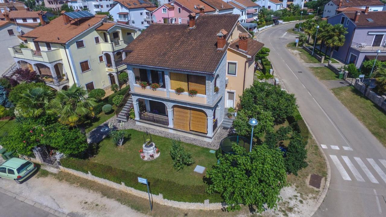 Apartments Cvitan 1. Floor Porec Ngoại thất bức ảnh